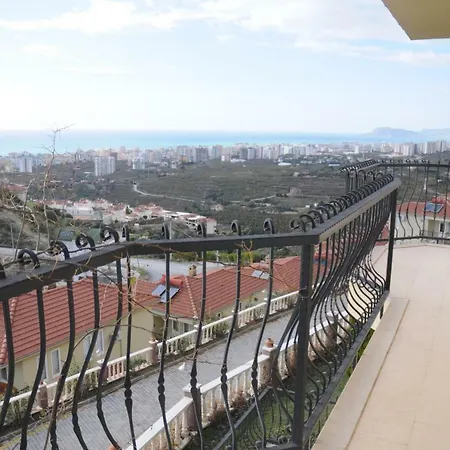 Θέρετρο Gold Luxury
